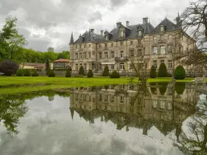 Château des Monthairons Hôtel Restaurant GastroMaison Spa Privatif