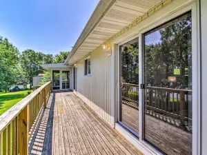Lake House in Horseshoe Bend Near Ozark Forest!