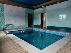 Gnezdo. Horoshee Mesto Hotel