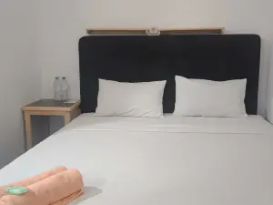 Coconut Hotel