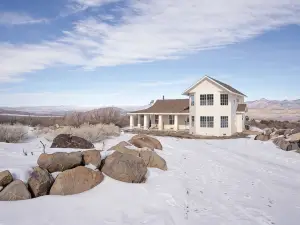Lone Eagle Haven 3 Bedroom Home
