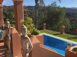 The Marbella Heights Boutique Hotel
