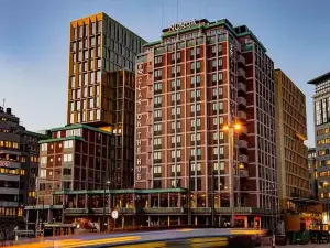 Clarion Hotel The Hub