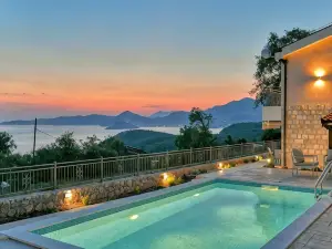 Seaview Villa Lavanda with pool