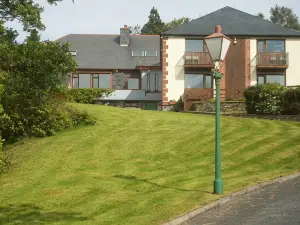 Kylemore Pass Hotel