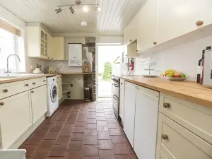 Withy Cottages