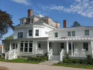 Margin Street Inn
