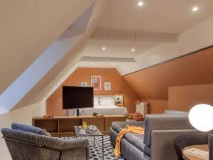 Brit Hotel Les Voyageurs