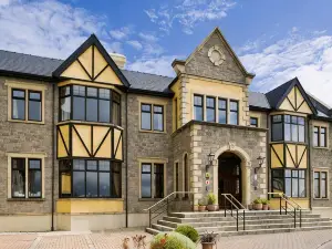 Lahinch Coast Hotel and Suites
