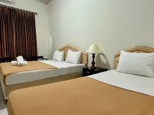 D'Emmerick Budget Hotel