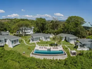 Adeluna Luxury Villas