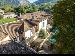 Logis Hotel Restaurant le Domaine de la Régalière
