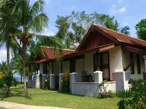 เนอกรีบารู กาเลียนดา - โรงแรมและรีสอร์ท
