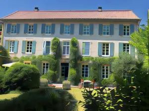La Cerisaie - Chambres d'hôtes & Gites