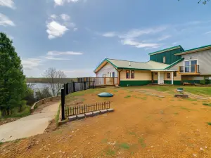 Deck w/ Lake Barkley Views: Spacious Family Home!