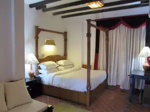 卡爾西生態小屋旅館