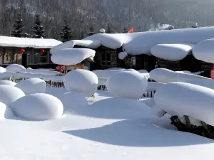 雪谷洪波客棧