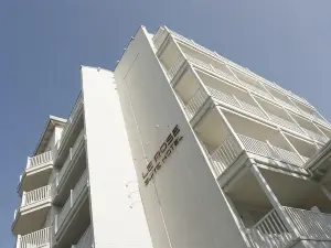 Le Rose Suite Hotel