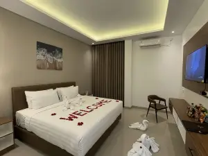 โรงแรม แคม อัลมิรา