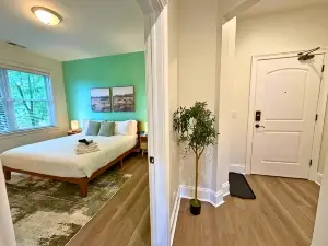 Well-Equipped 2BR - Greenbay 301