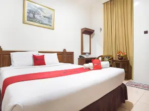 RedDoorz near Pantai Falajawa Kota Ternate