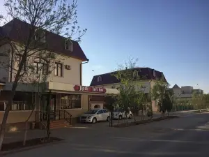 Jipek Joli Inn