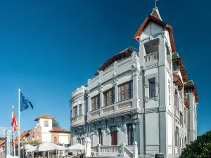 Hotel Villa Rosario, Palacete