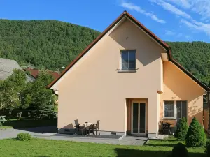 Apartmaji in Sobe RaMar