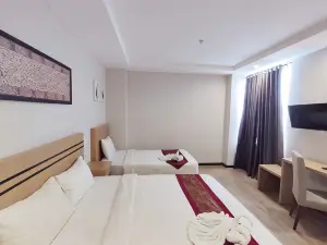 Syariah Radho Hotel Sengkaling