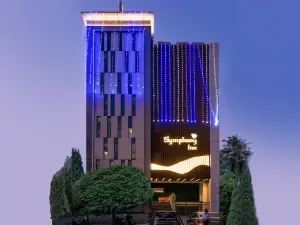Symphony Inn