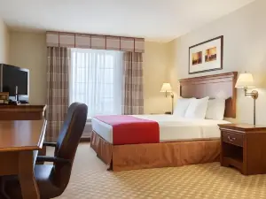 Country Inn & Suites by Radisson, Nevada, MO