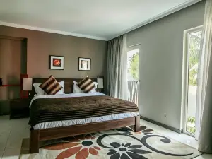Red Mango Hotel and Apartments