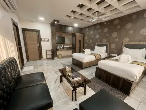 Continental Lodge