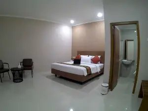 Mr. J Hotel