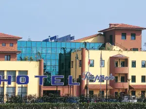 Just Hotel Saronno