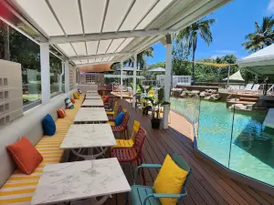 Ocean International Hotel
