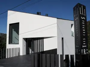 Hostal Tres Campanas