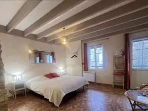 Domaine de Vandenesse Et Spa