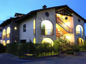 Hotel Barolo