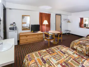 Rodeway Inn & Suites