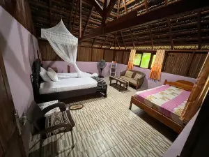 Rote Surf Resort - Lualemba Bungalows