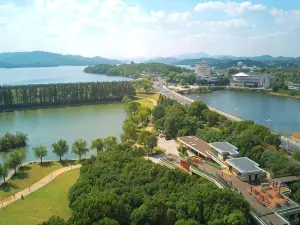 ANYUE LAKESIADE HOTEL