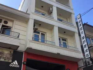 โอเทลบูรัก