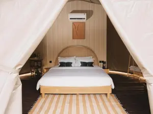 RINDANG Glamping