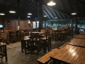 Molalatau Lodge & Campsites