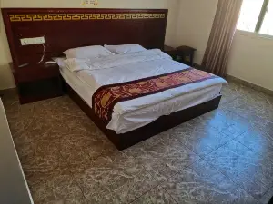 Mangkang Yunnan Hotel