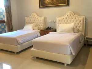 Hotel Butik Cafe & Resto Pesona Osing