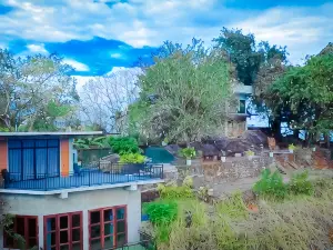 Rocksana Fortress Yoga & Retreat