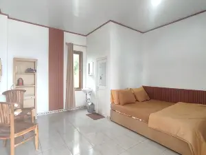 Kayon Lawu RedPartner