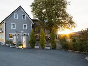 Winzerhotel am Gut Moser